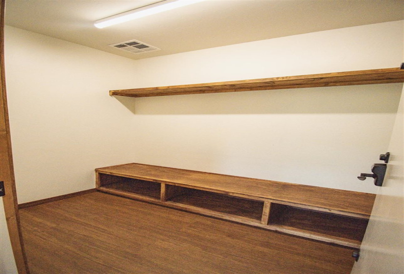 4 Bedrooms Bedrooms, 0 ,3 BathroomsBathrooms,Residential,Single Family,Underwood,1,132692