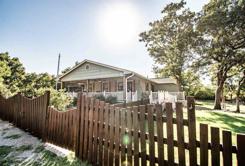 4 Bedrooms Bedrooms, 0 ,3 BathroomsBathrooms,Residential,Single Family,Underwood,1,132692