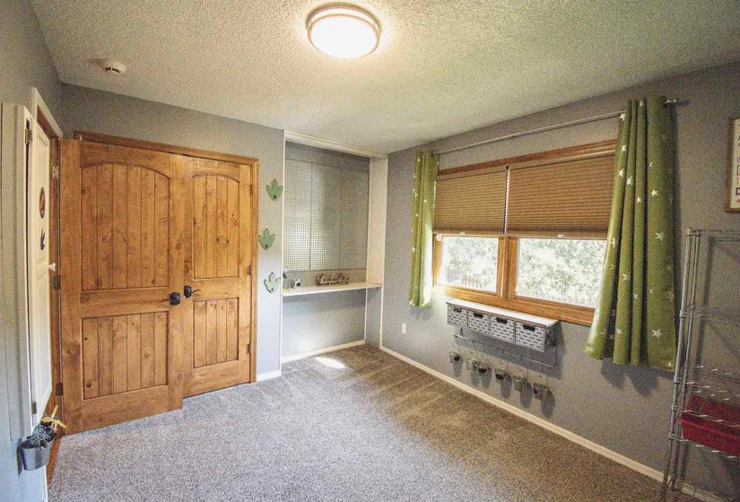 4 Bedrooms Bedrooms, 0 ,3 BathroomsBathrooms,Residential,Single Family,Underwood,1,132692