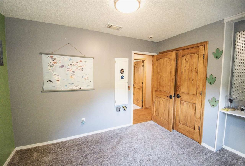 4 Bedrooms Bedrooms, 0 ,3 BathroomsBathrooms,Residential,Single Family,Underwood,1,132692