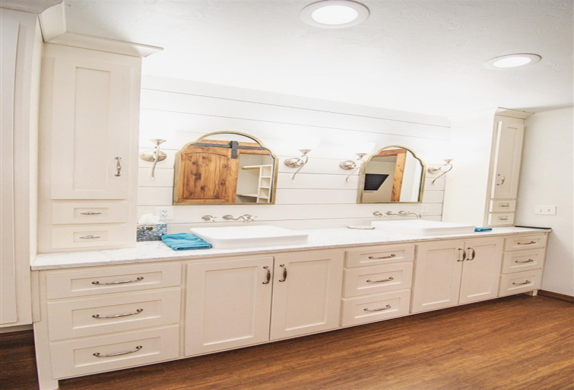 4 Bedrooms Bedrooms, 0 ,3 BathroomsBathrooms,Residential,Single Family,Underwood,1,132692