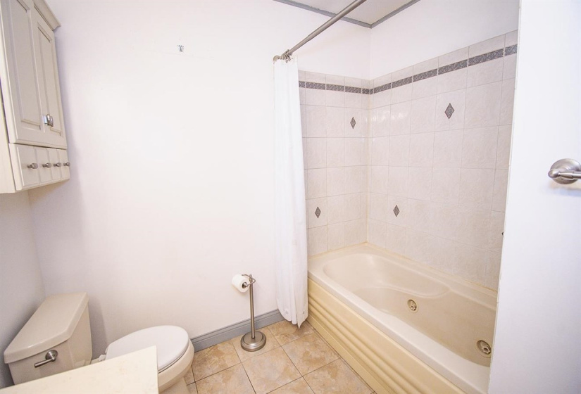 4 Bedrooms Bedrooms, 0 ,3 BathroomsBathrooms,Residential,Single Family,Underwood,1,132692