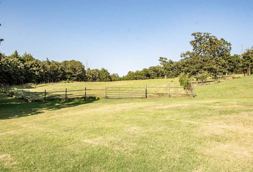 4 Bedrooms Bedrooms, 0 ,3 BathroomsBathrooms,Residential,Single Family,Underwood,1,132692