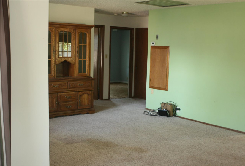 3 Bedrooms Bedrooms, 0 ,2 BathroomsBathrooms,Residential,Single Family,6th,1,132693