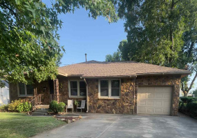 3 Bedrooms Bedrooms, 0 ,2 BathroomsBathrooms,Residential,Single Family,6th,1,132693