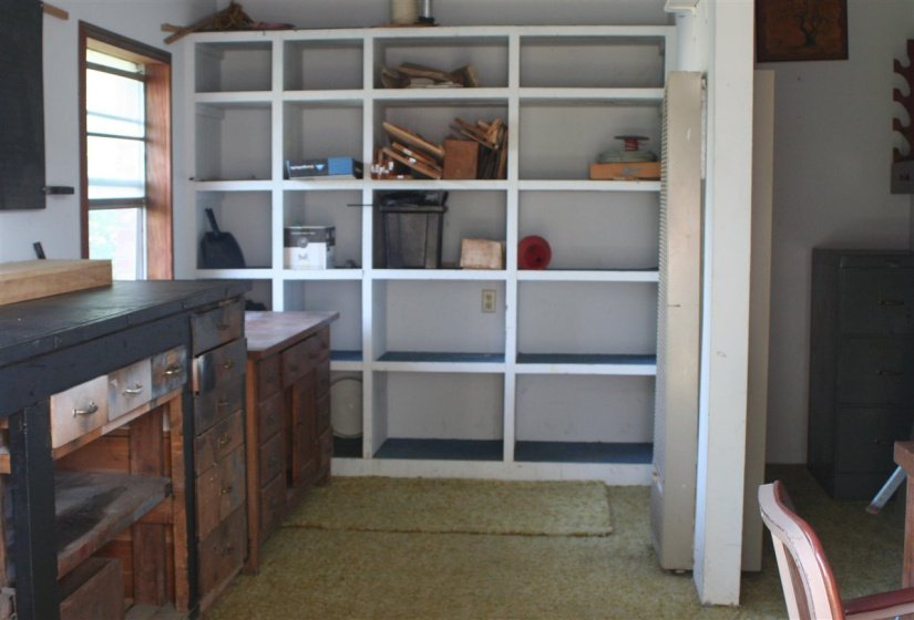 3 Bedrooms Bedrooms, 0 ,2 BathroomsBathrooms,Residential,Single Family,6th,1,132693