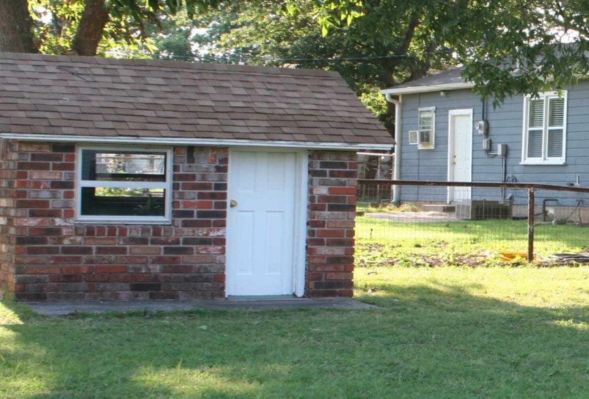 3 Bedrooms Bedrooms, 0 ,2 BathroomsBathrooms,Residential,Single Family,6th,1,132693