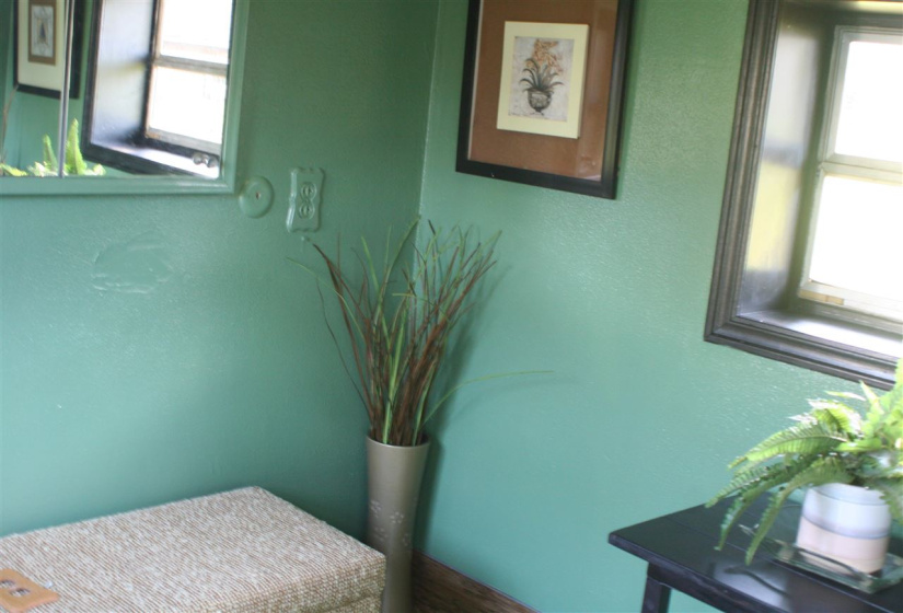 3 Bedrooms Bedrooms, 0 ,2 BathroomsBathrooms,Residential,Single Family,6th,1,132693