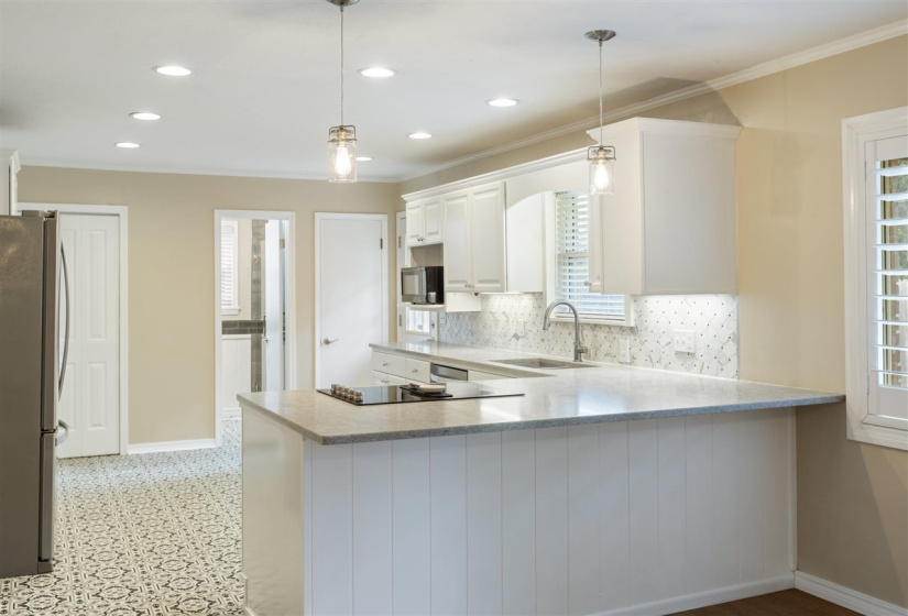 3 Bedrooms Bedrooms, 0 ,2 BathroomsBathrooms,Residential,Single Family,Skyline,1,132695