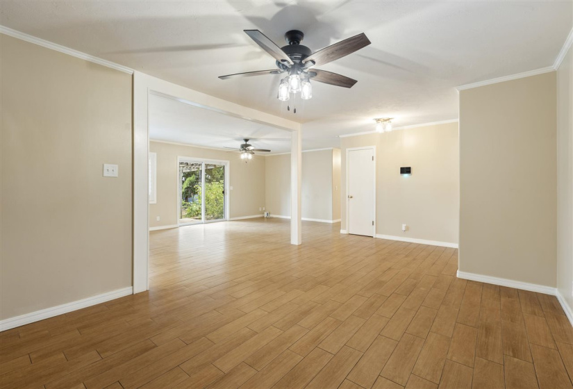 3 Bedrooms Bedrooms, 0 ,2 BathroomsBathrooms,Residential,Single Family,Skyline,1,132695