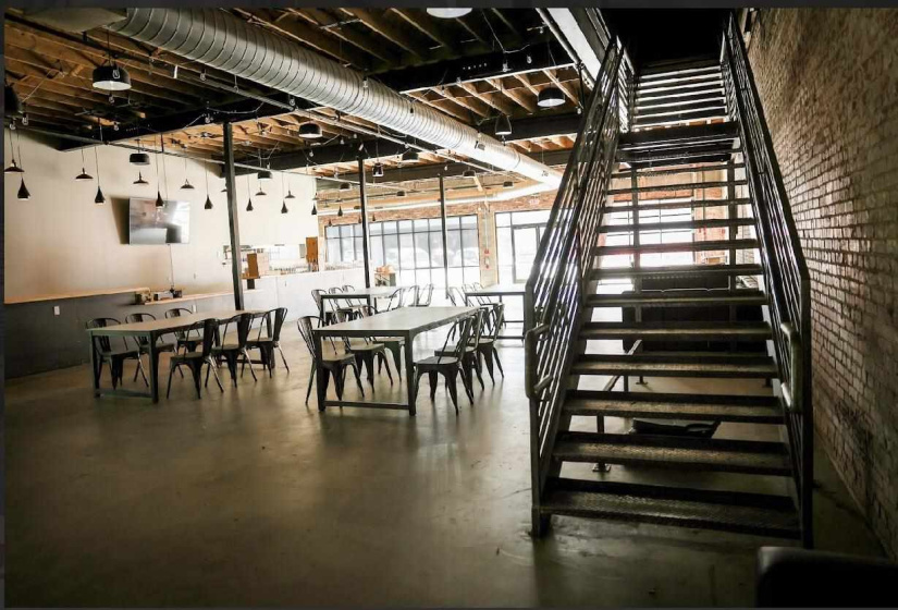 0 , 0 ,11 BathroomsBathrooms,Commercial/industrial,Commercial,Main,15,132702