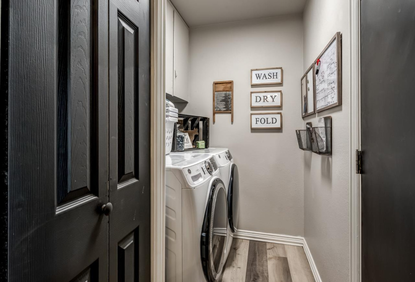 4 Bedrooms Bedrooms, 0 ,2 BathroomsBathrooms,Residential,Single Family,Lakeview,1,132703