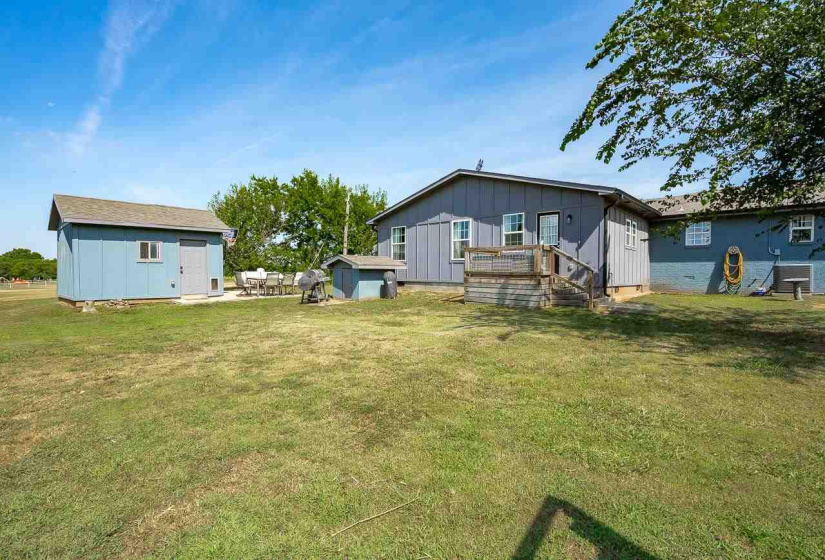 4 Bedrooms Bedrooms, 0 ,2 BathroomsBathrooms,Residential,Single Family,Lakeview,1,132703