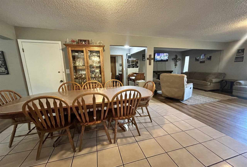 6 Bedrooms Bedrooms, 0 ,3 BathroomsBathrooms,Residential,Single Family,Eaton,1,132709