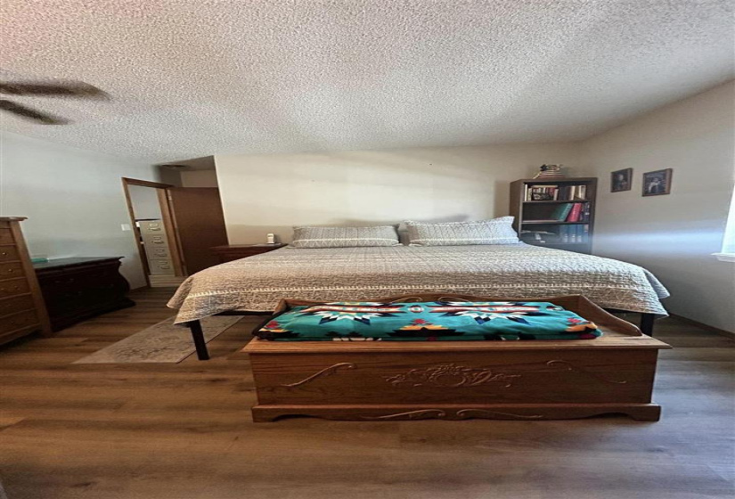 6 Bedrooms Bedrooms, 0 ,3 BathroomsBathrooms,Residential,Single Family,Eaton,1,132709