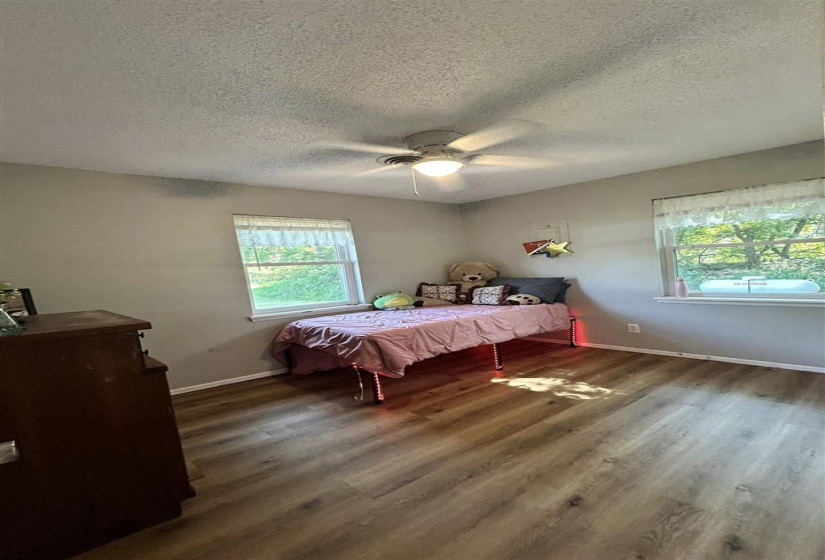 6 Bedrooms Bedrooms, 0 ,3 BathroomsBathrooms,Residential,Single Family,Eaton,1,132709
