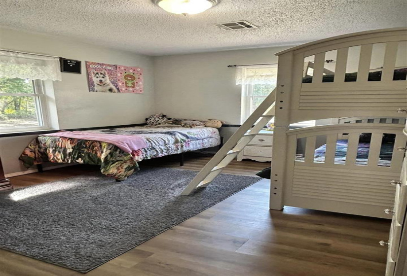 6 Bedrooms Bedrooms, 0 ,3 BathroomsBathrooms,Residential,Single Family,Eaton,1,132709