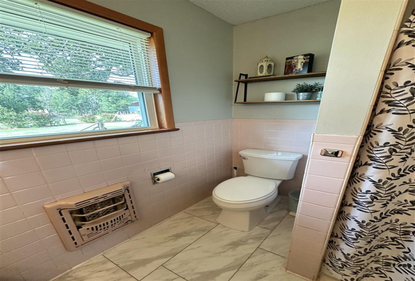 2 Bedrooms Bedrooms, 0 ,1 BathroomBathrooms,Residential,Single Family,Hillcrest,1,132720