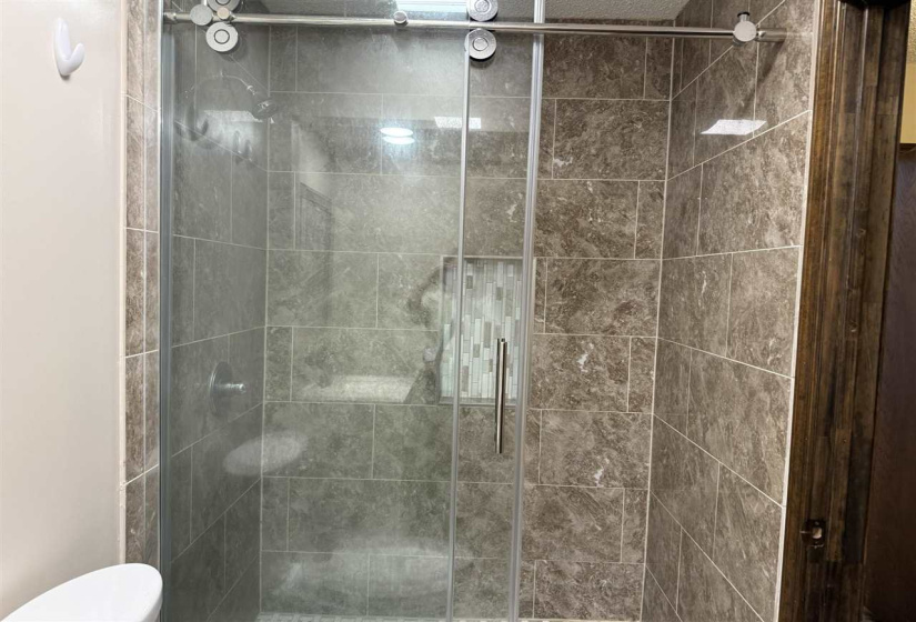 3 Bedrooms Bedrooms, 0 ,2 BathroomsBathrooms,Residential,Single Family,Surrey,1,132721