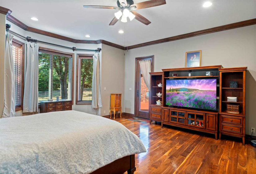 5 Bedrooms Bedrooms, 0 ,4 BathroomsBathrooms,Residential,Single Family,Range,1.5,132722