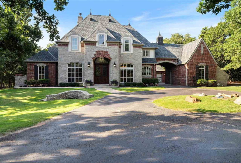 5 Bedrooms Bedrooms, 0 ,4 BathroomsBathrooms,Residential,Single Family,Range,1.5,132722