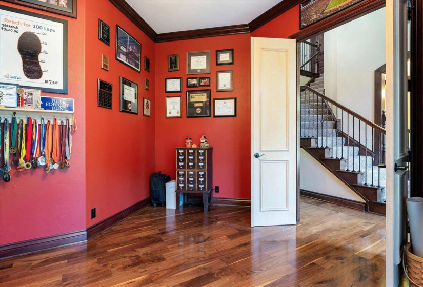 5 Bedrooms Bedrooms, 0 ,4 BathroomsBathrooms,Residential,Single Family,Range,1.5,132722