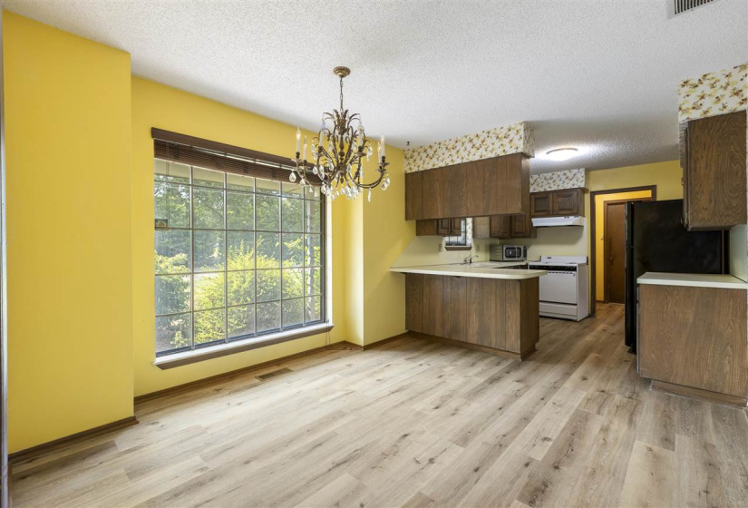 3 Bedrooms Bedrooms, 0 ,2 BathroomsBathrooms,Residential,Single Family,Husband,1,132725