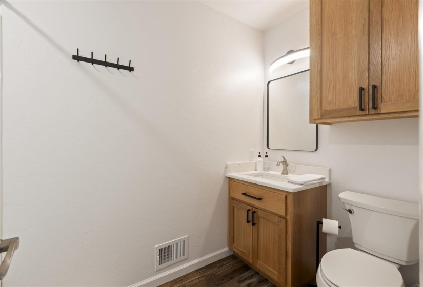 3 Bedrooms Bedrooms, 0 ,2 BathroomsBathrooms,Residential,Single Family,Frontier,1,132727