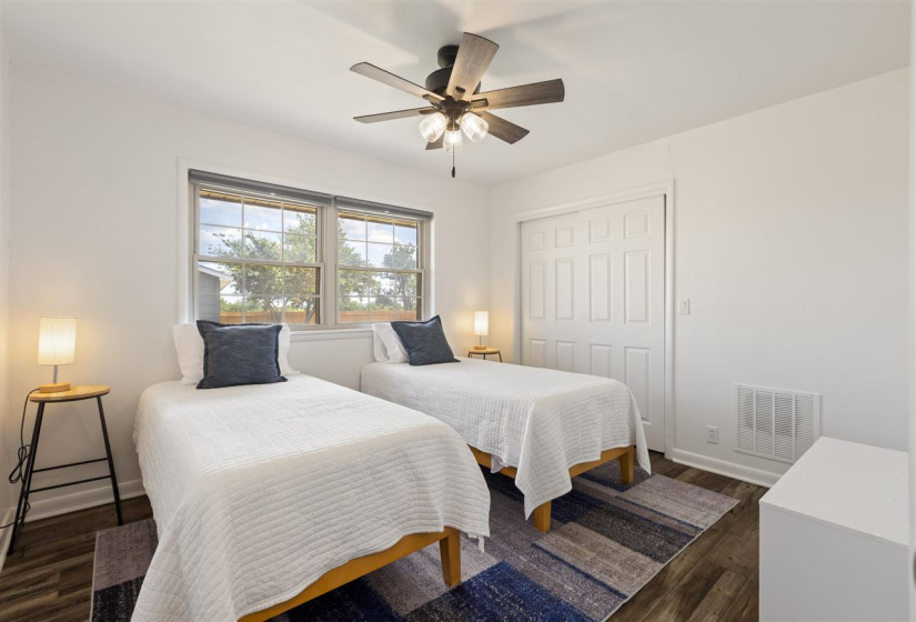 3 Bedrooms Bedrooms, 0 ,2 BathroomsBathrooms,Residential,Single Family,Frontier,1,132727