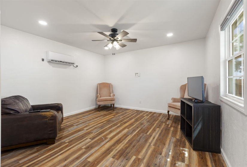 3 Bedrooms Bedrooms, 0 ,2 BathroomsBathrooms,Residential,Single Family,Frontier,1,132727