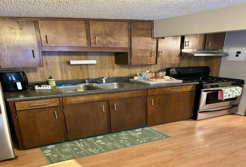 0 , 0 ,6 BathroomsBathrooms,Multi-family,Apartments,West,2,132738