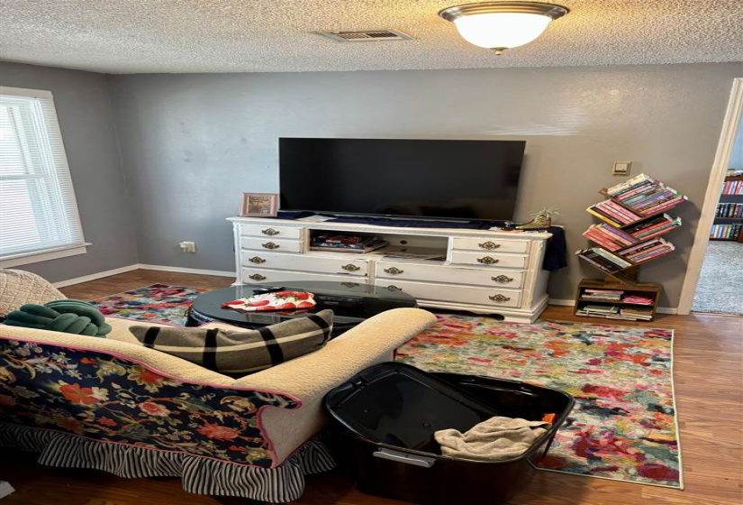 0 , 0 ,6 BathroomsBathrooms,Multi-family,Apartments,West,2,132738