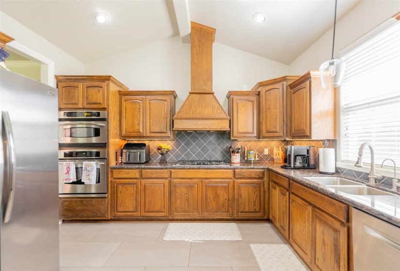 3 Bedrooms Bedrooms, 0 ,2 BathroomsBathrooms,Residential,Single Family,Amethyst,1,132728