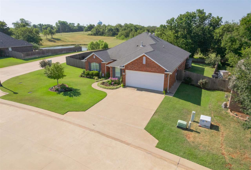 3 Bedrooms Bedrooms, 0 ,2 BathroomsBathrooms,Residential,Single Family,Amethyst,1,132728