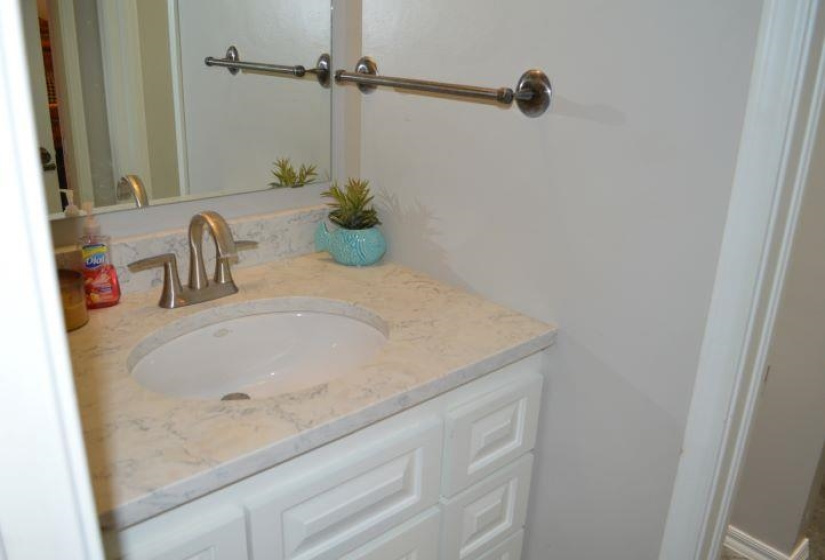 4 Bedrooms Bedrooms, 0 ,5 BathroomsBathrooms,Residential,Single Family,Country Club,1.5,132729
