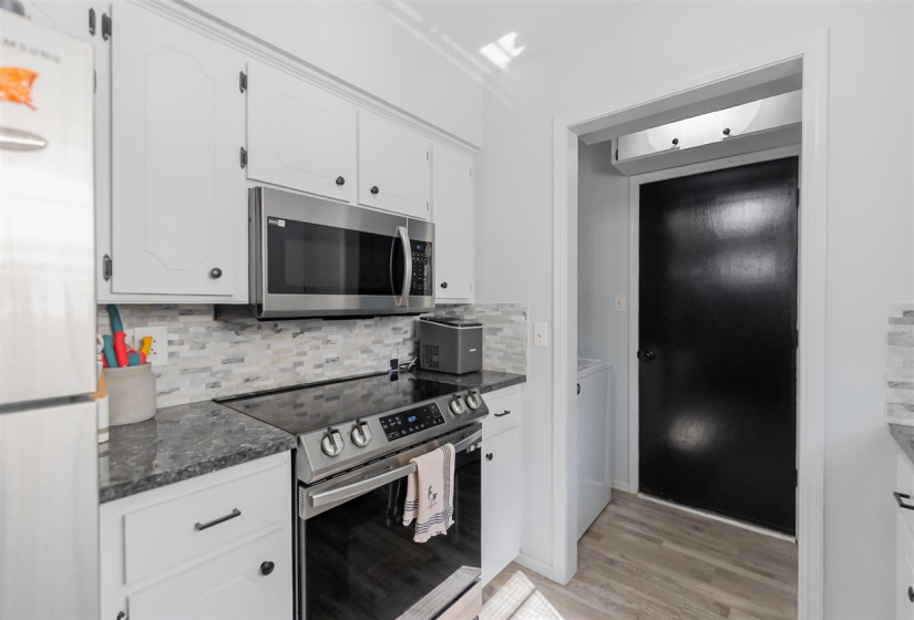 3 Bedrooms Bedrooms, 0 ,1 BathroomBathrooms,Residential,Single Family,Ridgecrest,1,132732