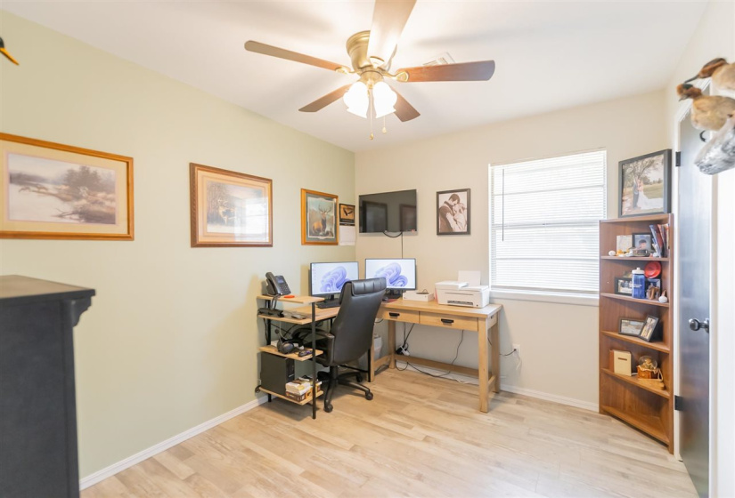 3 Bedrooms Bedrooms, 0 ,1 BathroomBathrooms,Residential,Single Family,Ridgecrest,1,132732