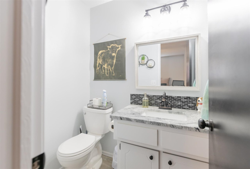 3 Bedrooms Bedrooms, 0 ,1 BathroomBathrooms,Residential,Single Family,Ridgecrest,1,132732