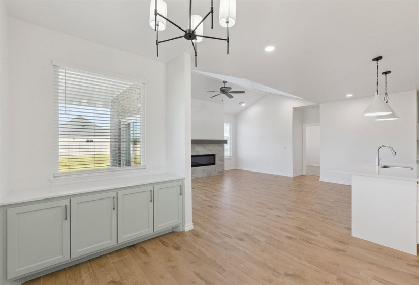 4 Bedrooms Bedrooms, 0 ,3 BathroomsBathrooms,Residential,Single Family,Brookwater,1.5,132743