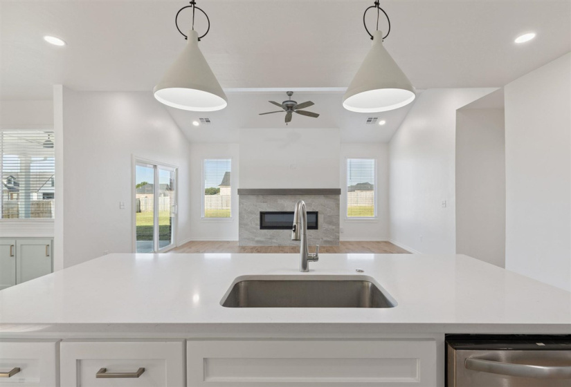 4 Bedrooms Bedrooms, 0 ,3 BathroomsBathrooms,Residential,Single Family,Brookwater,1.5,132743