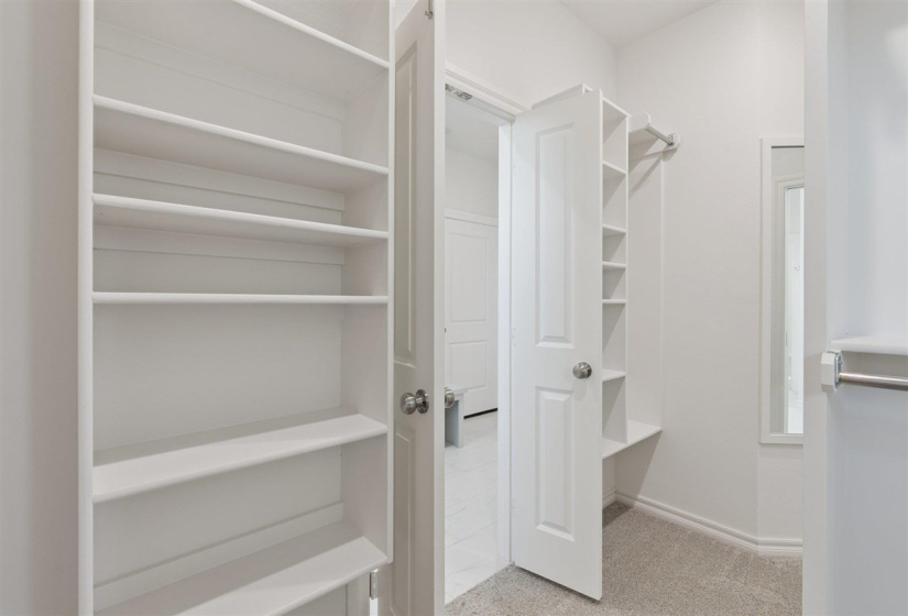 4 Bedrooms Bedrooms, 0 ,3 BathroomsBathrooms,Residential,Single Family,Brookwater,1.5,132743
