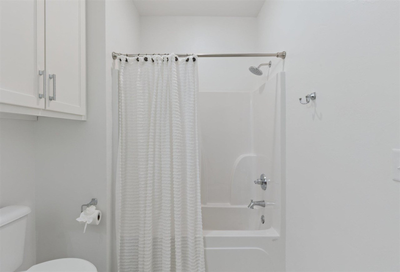4 Bedrooms Bedrooms, 0 ,3 BathroomsBathrooms,Residential,Single Family,Brookwater,1.5,132743