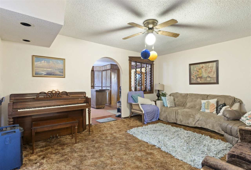 3 Bedrooms Bedrooms, 0 ,2 BathroomsBathrooms,Residential,Single Family,Burris,1,132524