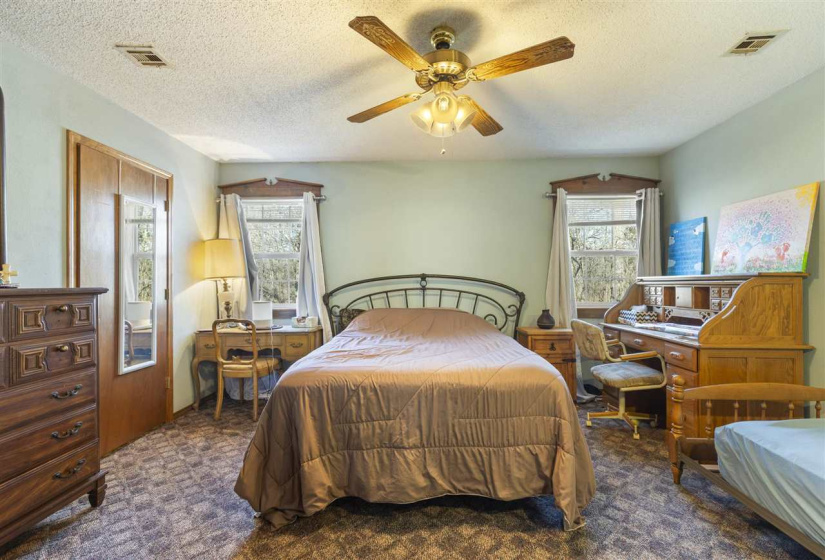 3 Bedrooms Bedrooms, 0 ,2 BathroomsBathrooms,Residential,Single Family,Burris,1,132524