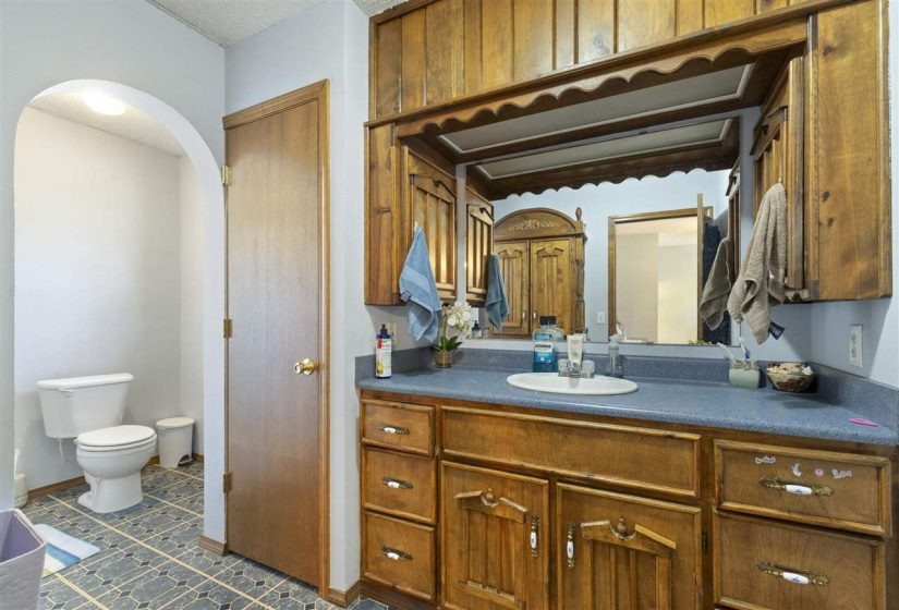 3 Bedrooms Bedrooms, 0 ,2 BathroomsBathrooms,Residential,Single Family,Burris,1,132524