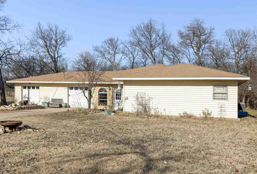 3 Bedrooms Bedrooms, 0 ,2 BathroomsBathrooms,Residential,Single Family,Burris,1,132524