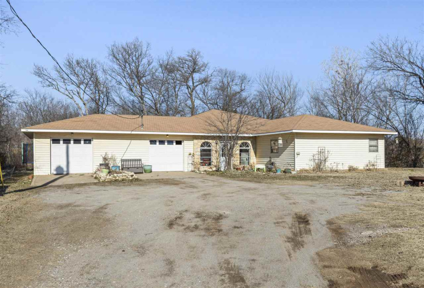 3 Bedrooms Bedrooms, 0 ,2 BathroomsBathrooms,Residential,Single Family,Burris,1,132524