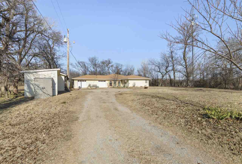 3 Bedrooms Bedrooms, 0 ,2 BathroomsBathrooms,Residential,Single Family,Burris,1,132524