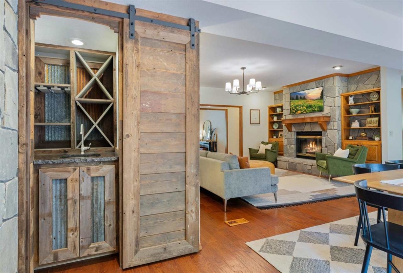 4 Bedrooms Bedrooms, 0 ,3 BathroomsBathrooms,Residential,Single Family,Iba,1.5,132750