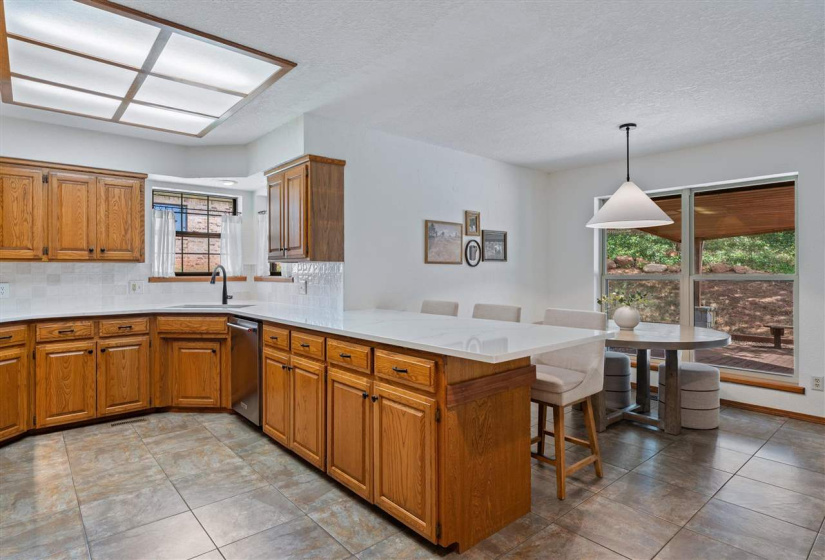 4 Bedrooms Bedrooms, 0 ,3 BathroomsBathrooms,Residential,Single Family,Iba,1.5,132750